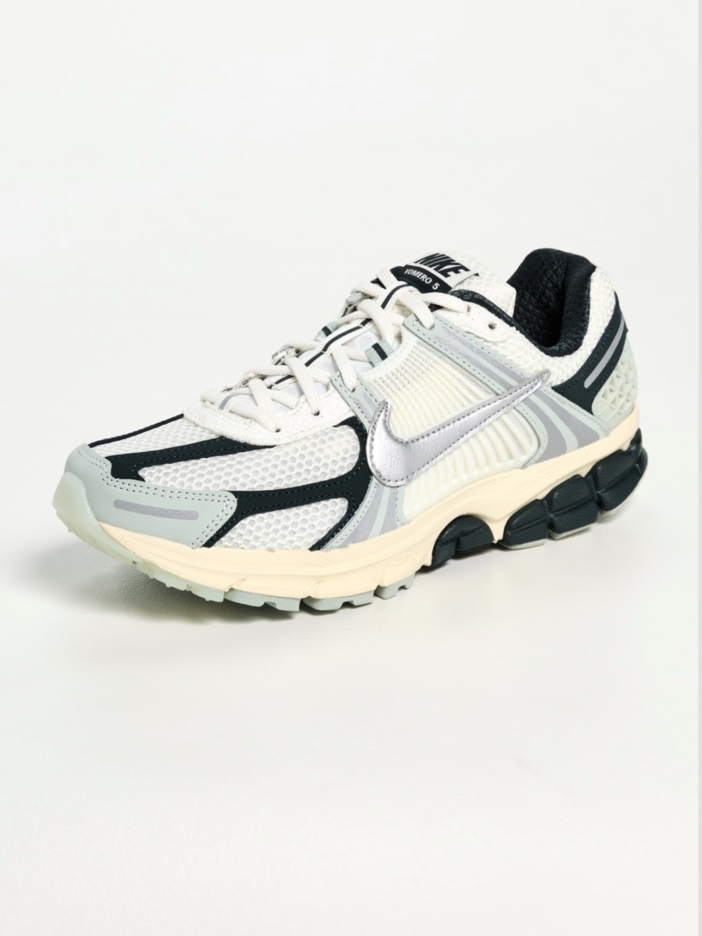 Nike Zoom Vomero 5 sneakers
